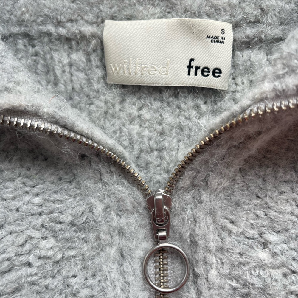 Aritzia Wilfred Free wool/ Alpaca blend Gwyneth Quarter Zip Sweater Small - Picture 3 of 4